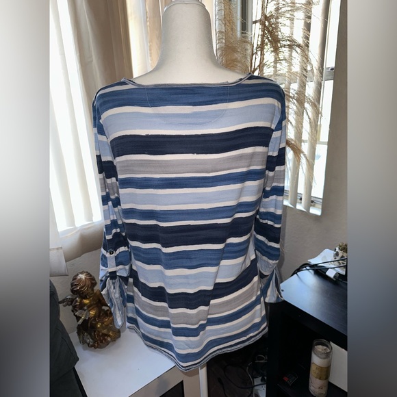 a.n.a Blue White Striped V Neck Long Sleeved Shirt size PXL - Picture 4 of 9